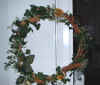 Eves holly wreath 231102.JPG (42174 bytes)